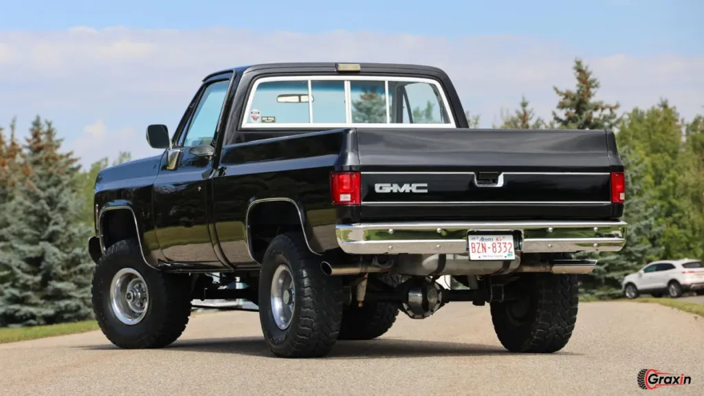 1979 GMC GVW K2500 Pickup truck Rear look