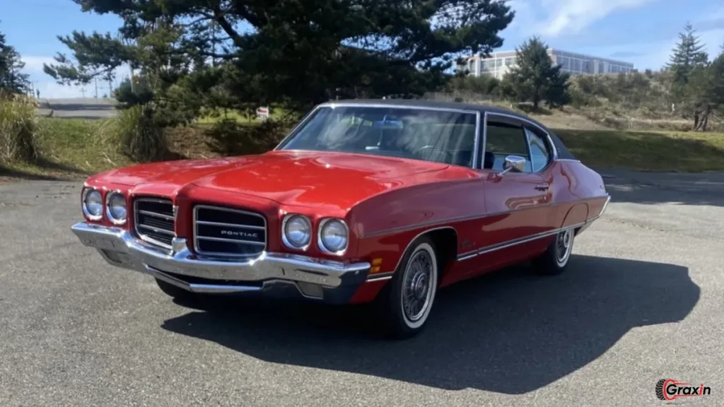 1972 Pontiac LeMans Luxury Sedan