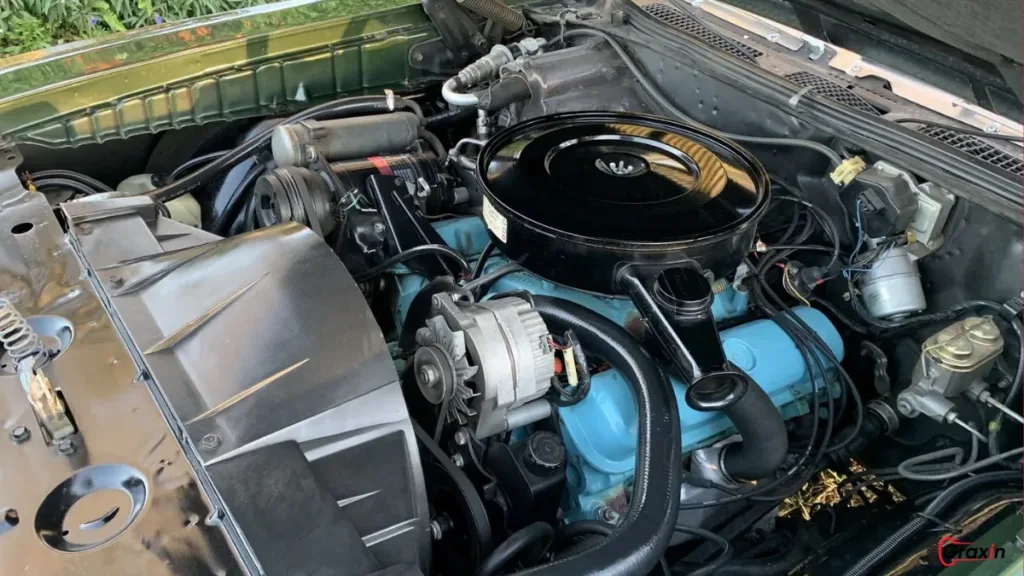 1972 Pontiac LeMans Luxury Sedan engine